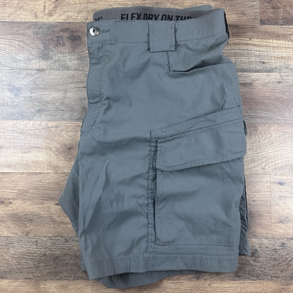 Duluth Trading Dry On The Fly Cargo Shorts Mens 42 Gray Relaxed Fit 9" Inseam